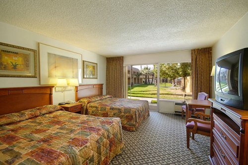 Days Inn Bakersfield 003